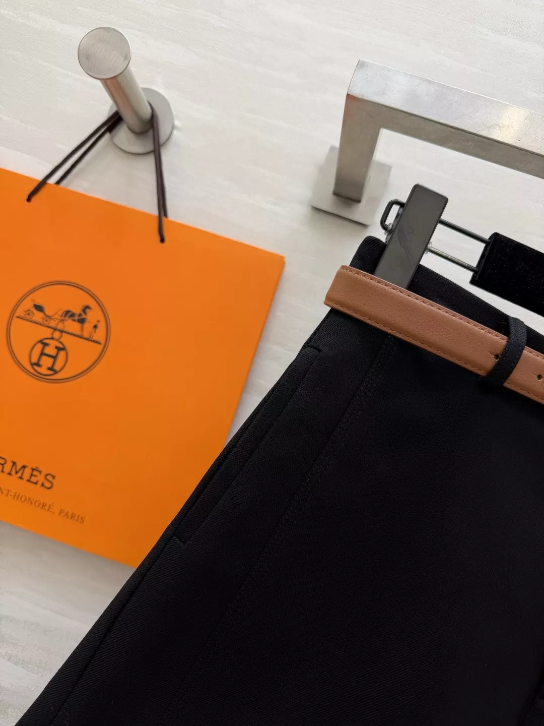 에르메스 H 버클 벨트 포인트 정장 반바지 상세 이미지 14