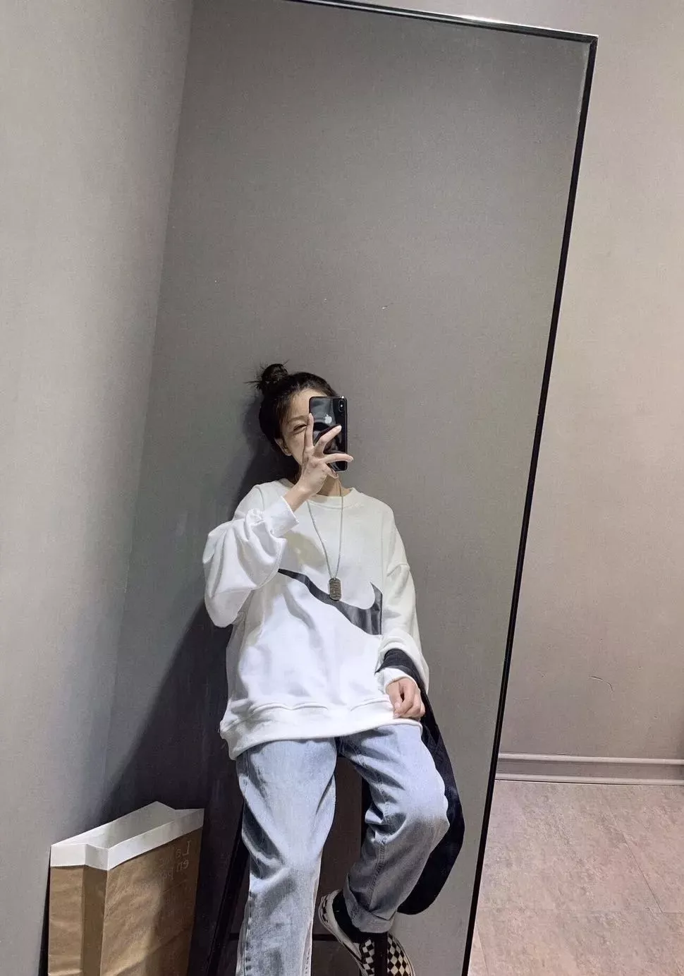 나이키 빅 스우시 루즈핏 크루넥 맨투맨 상세 이미지 27