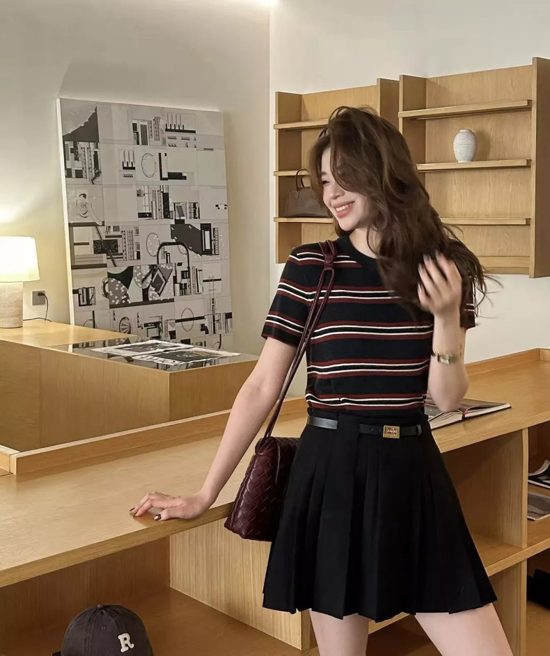 미우미우 입체 압플리츠 벨트 미니 스커트 상세 이미지 16
