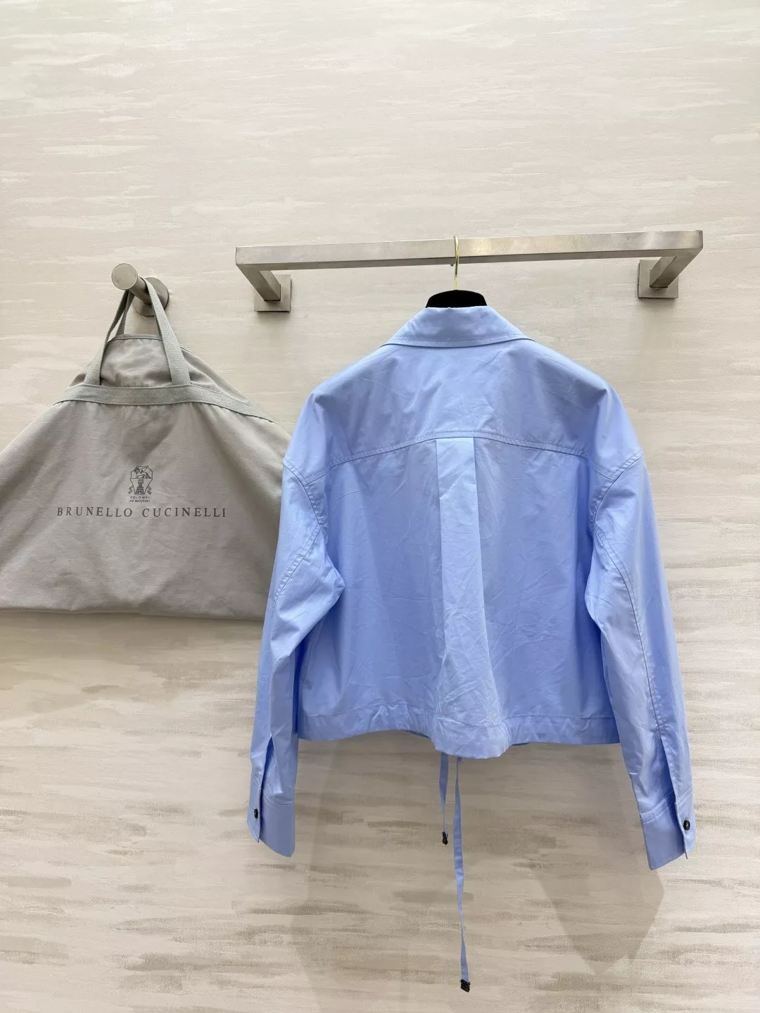 브루넬로쿠치넬리 드로스트링 크롭 코튼 포켓 셔츠 상세 이미지 18