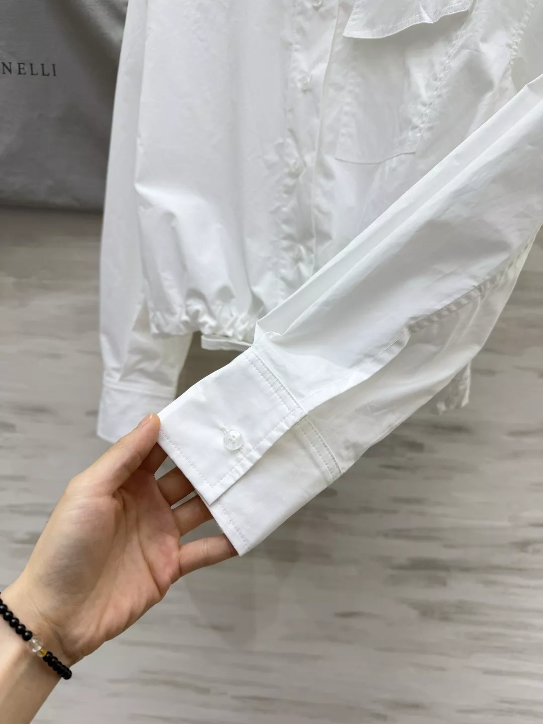 브루넬로쿠치넬리 드로스트링 크롭 코튼 포켓 셔츠 상세 이미지 7