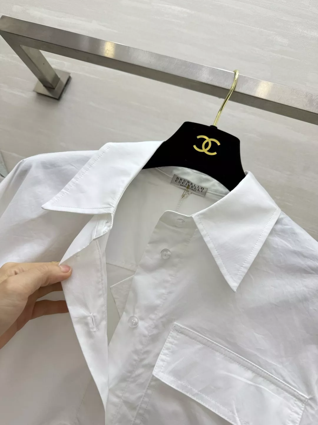 브루넬로쿠치넬리 드로스트링 크롭 코튼 포켓 셔츠 상세 이미지 6