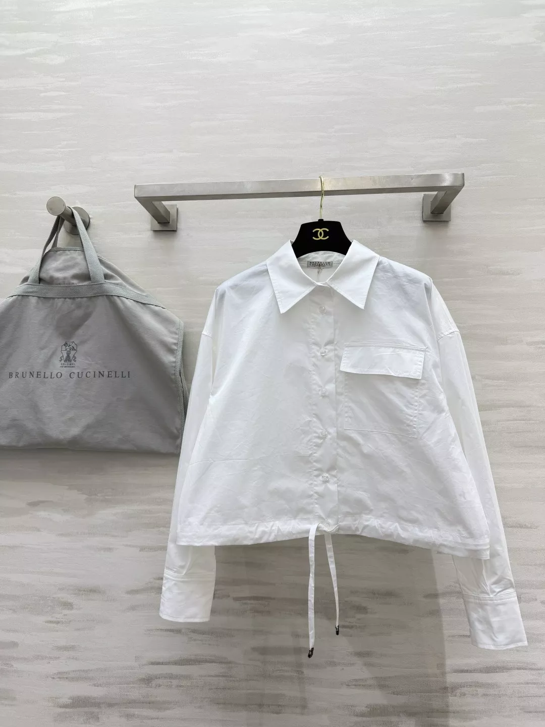 브루넬로쿠치넬리 드로스트링 크롭 코튼 포켓 셔츠 상세 이미지 8