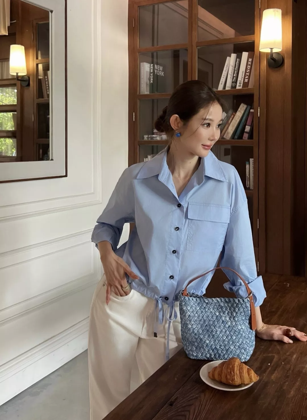 브루넬로쿠치넬리 드로스트링 크롭 코튼 포켓 셔츠 상세 이미지 32