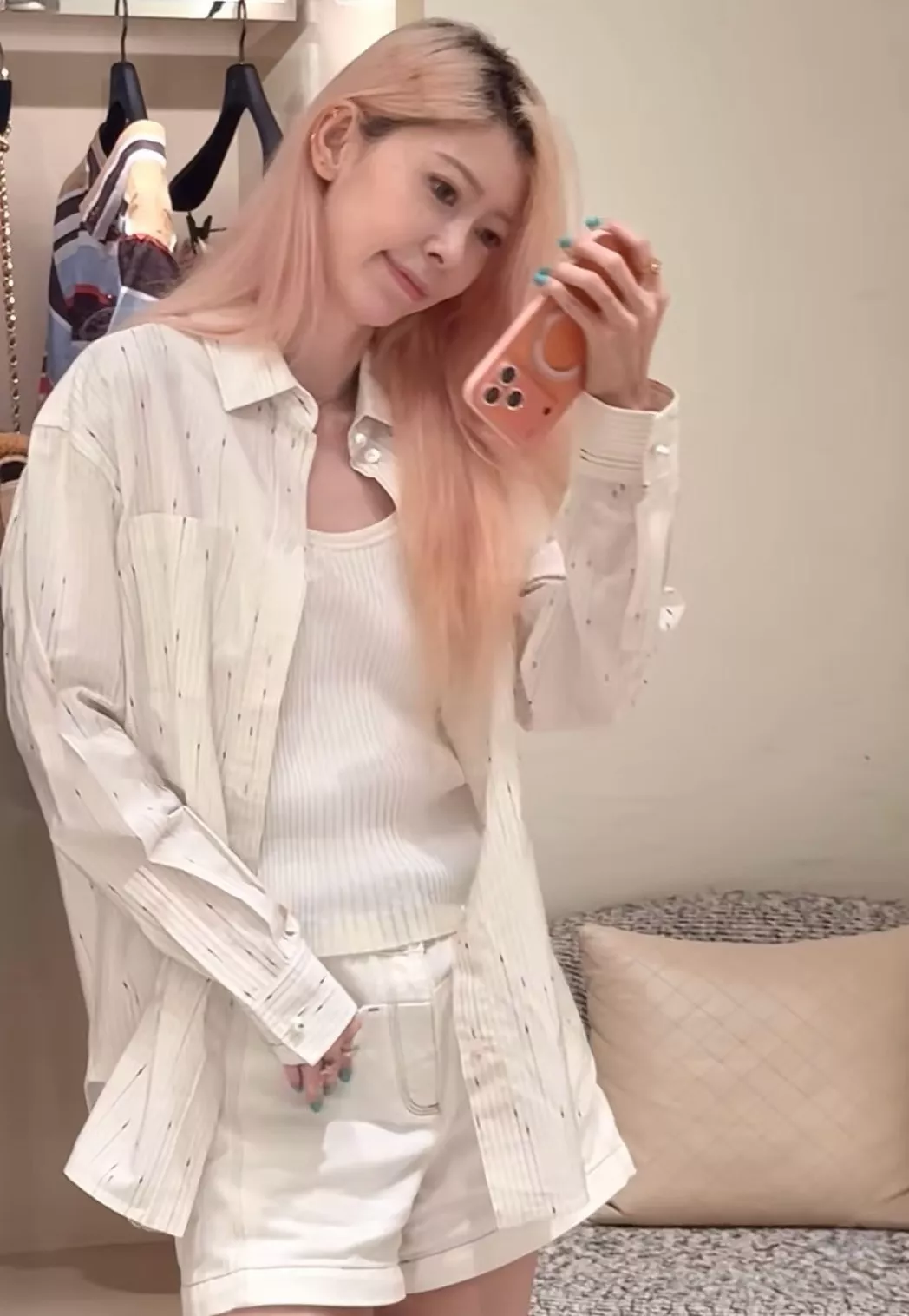 샤넬 스트라이프 삼방 원단 긴소매 셔츠 상세 이미지 84