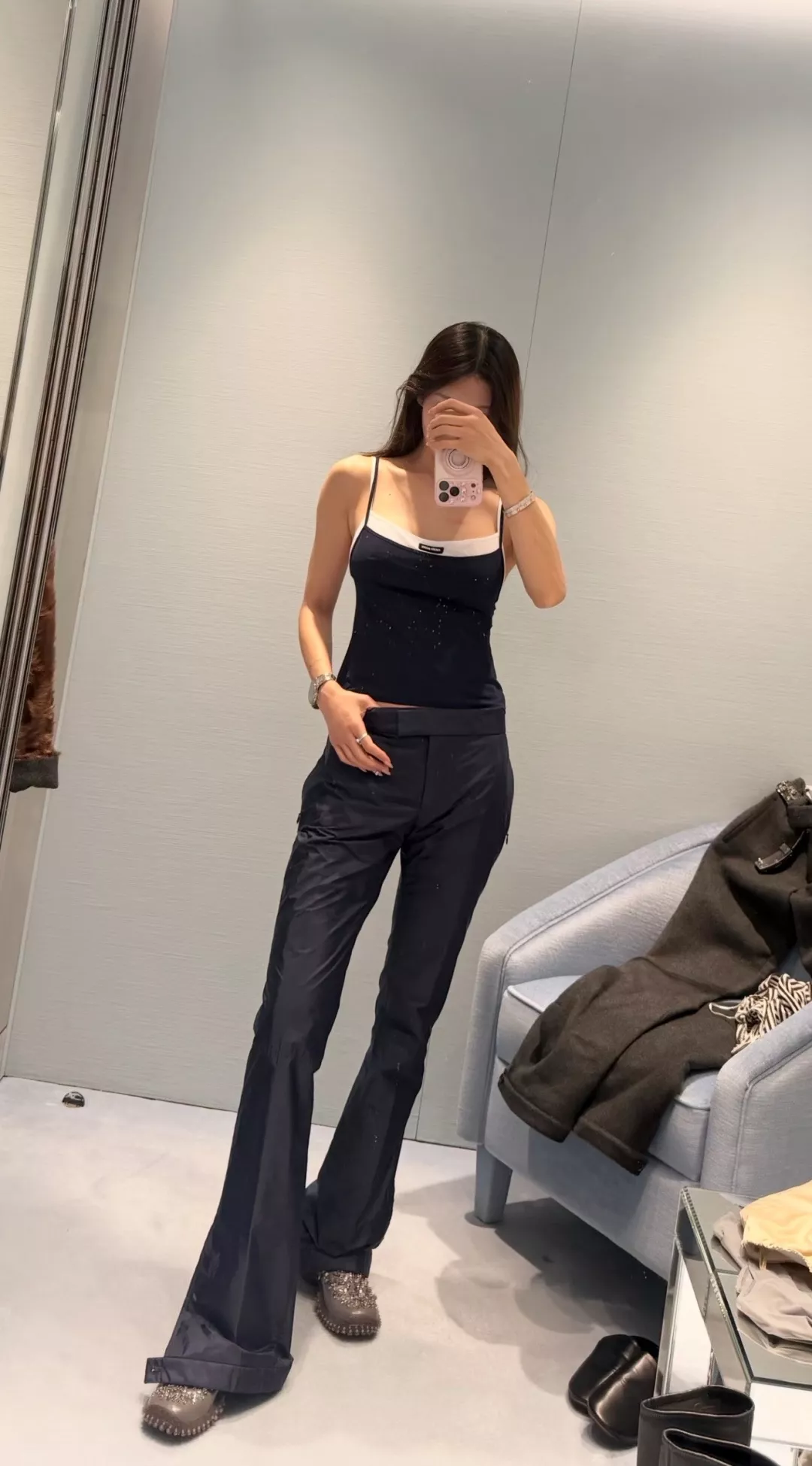 미우미우 로고 자수 슬림핏 롱 팬츠 상세 이미지 18
