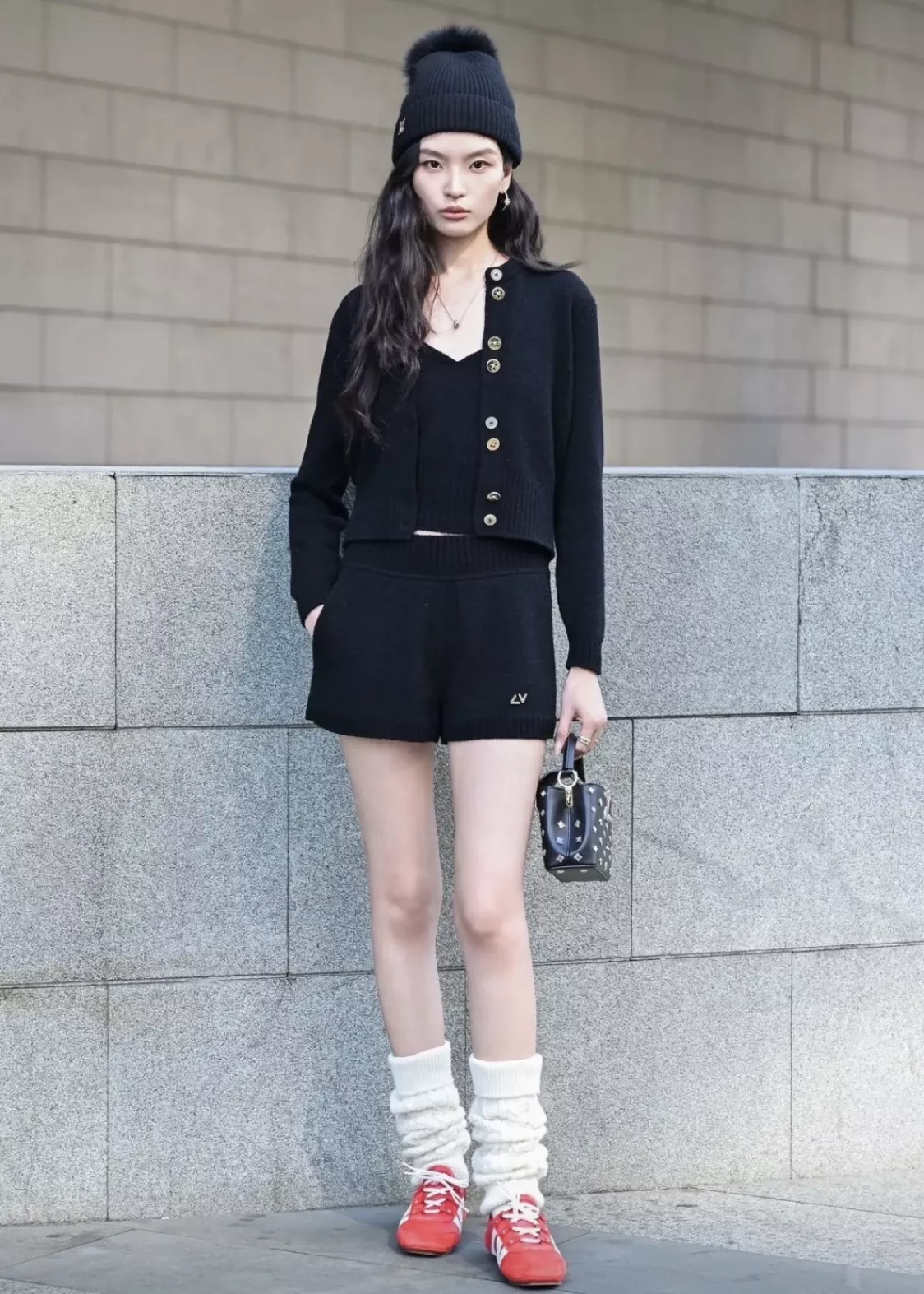 루이비통 울 니트 슬림핏 여성용 하프 팬츠 상세 이미지 21