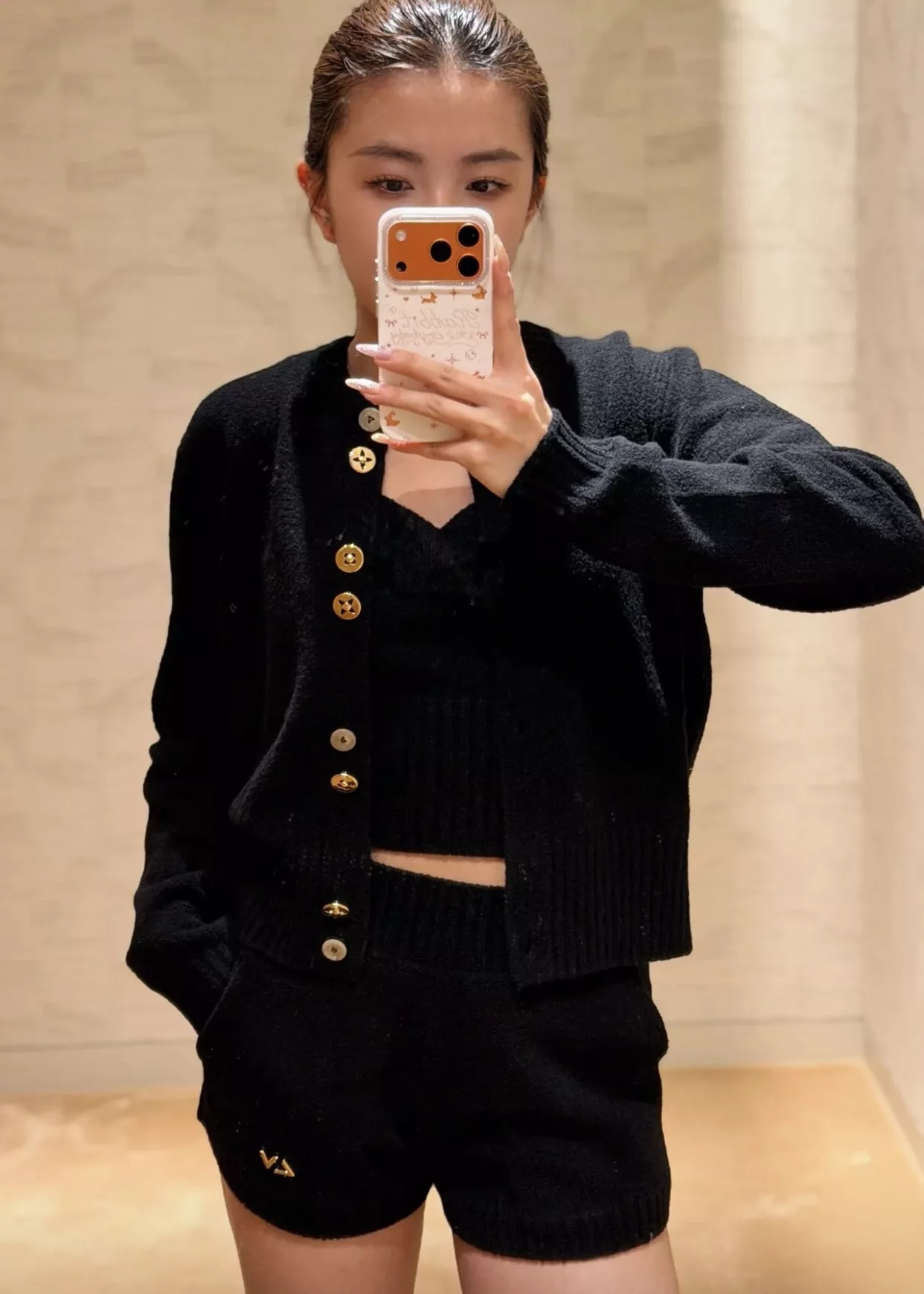 루이비통 울 니트 슬림핏 여성용 하프 팬츠 상세 이미지 19