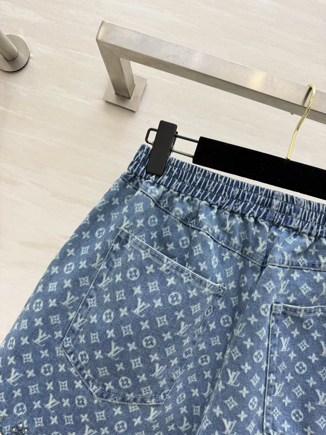 루이비통 모노그램 워싱 레이스 여성용 하프 팬츠 상세 이미지 7