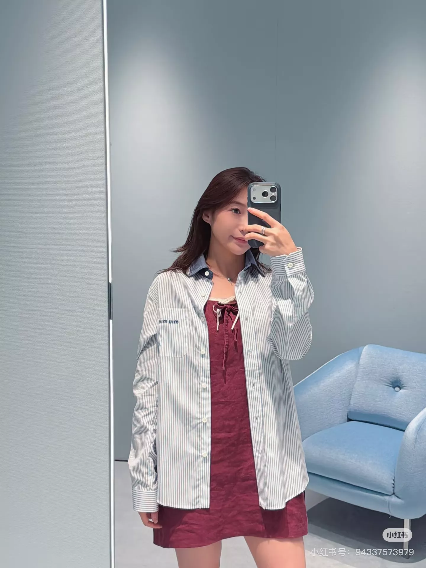 미우미우 스트라이프 자수 카라 여성용 긴소매 셔츠 상세 이미지 17