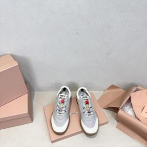 여성용 스니커즈