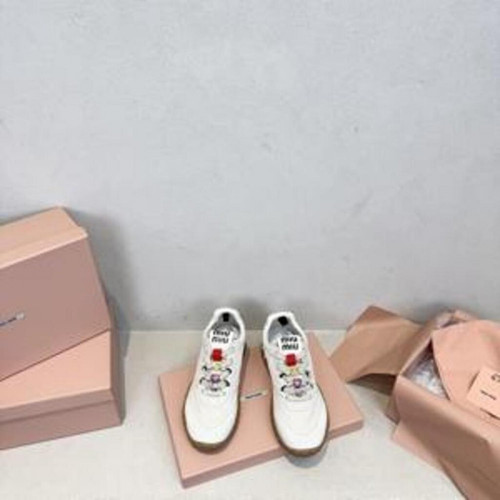여성용 스니커즈