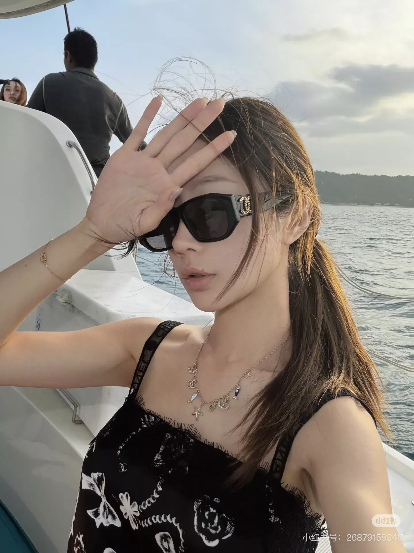 샤넬 불규칙 보드 캣아이 프레임 상세 이미지 6