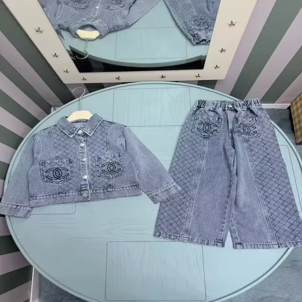 샤넬 레터링 데님 아동용 상하의 세트