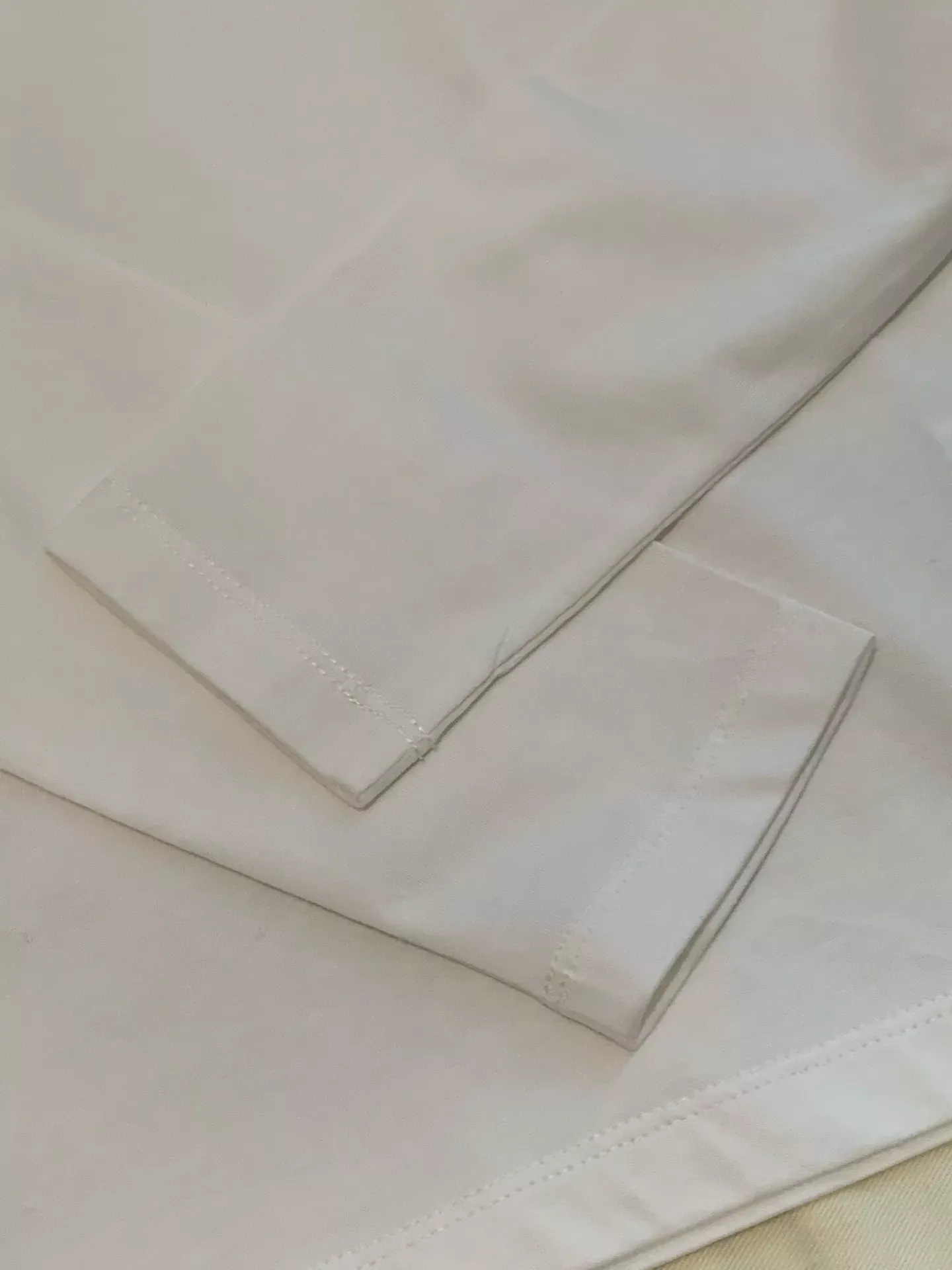 몽클레어 삼색 로고 자수 아동용 긴소매 티셔츠 상세 이미지 16