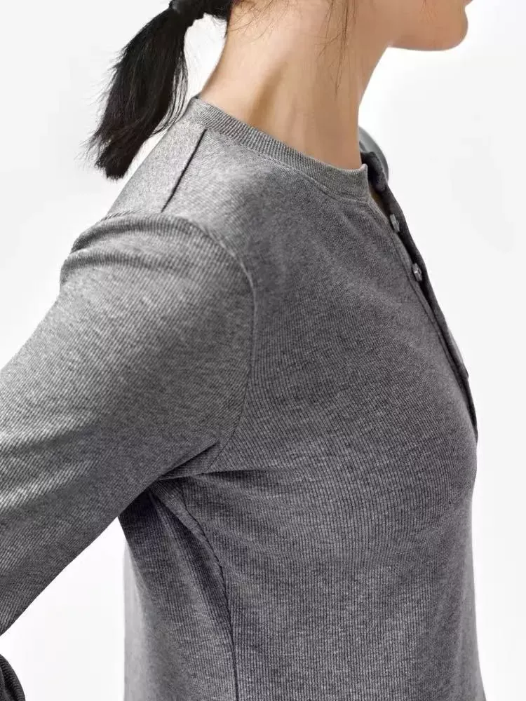 비음러펀 헨리넥 슬림핏 여성용 긴소매 티셔츠 상세 이미지 24