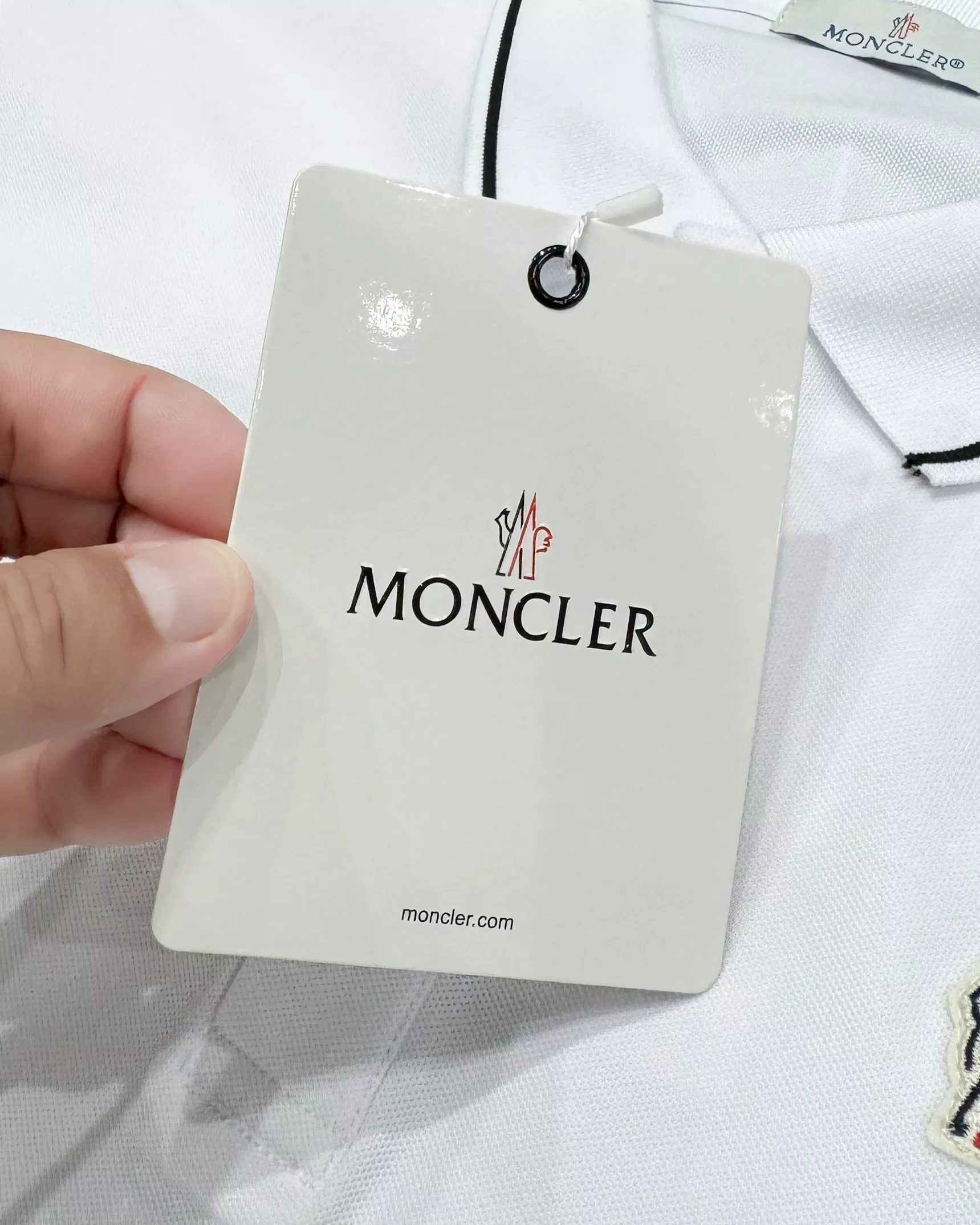 몽클레어 가위 로고 자수 긴소매 남녀공용 맨투맨 티셔츠 상세 이미지 15