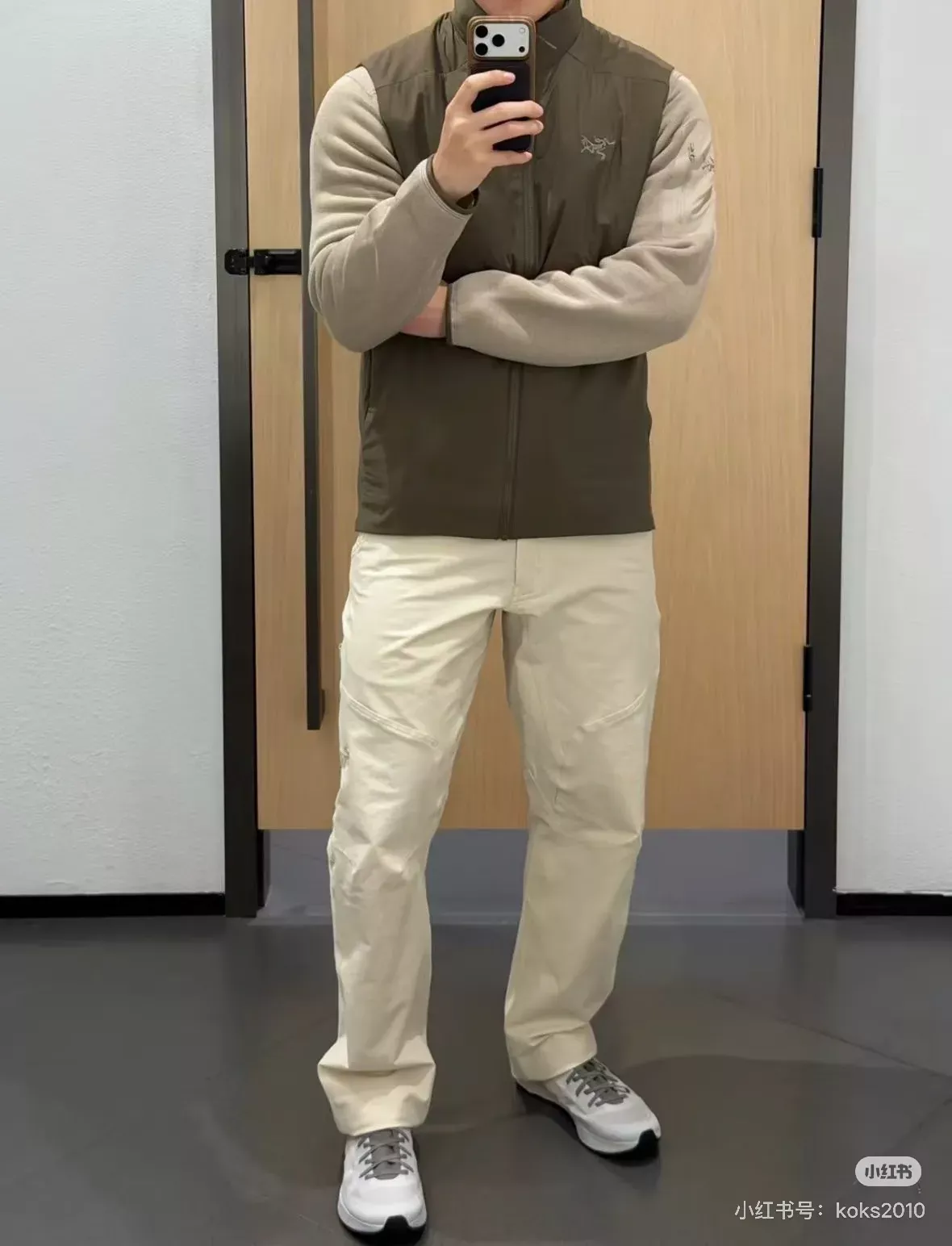 아크테릭스 경량 보온 패딩 조끼 남녀공용 패딩 조끼 상세 이미지 37