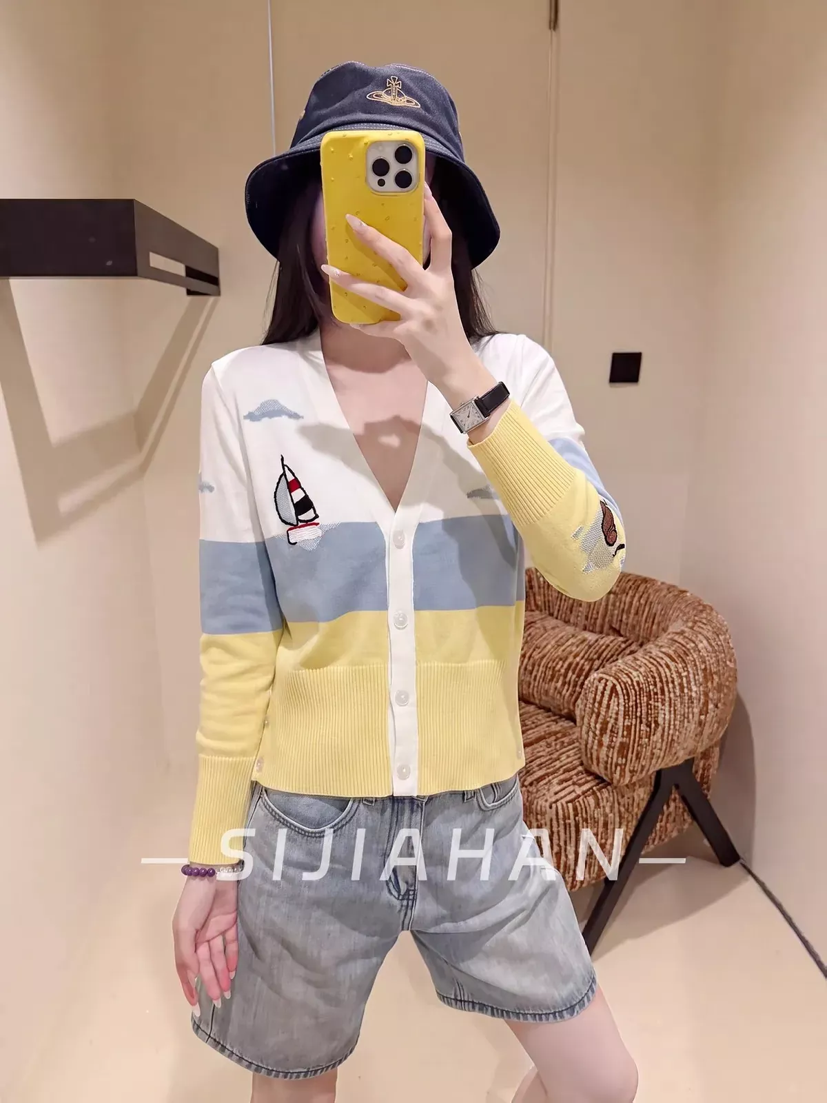 톰브라운 배색 브이넥 자수 여성용 긴소매 가디건 상세 이미지 30