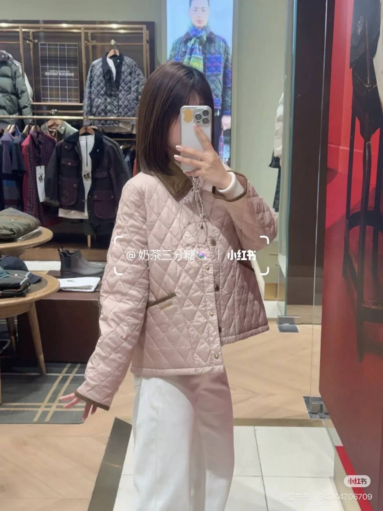 바버 다이아 퀼팅 코듀로이 여성용 쇼트 패딩 상세 이미지 48