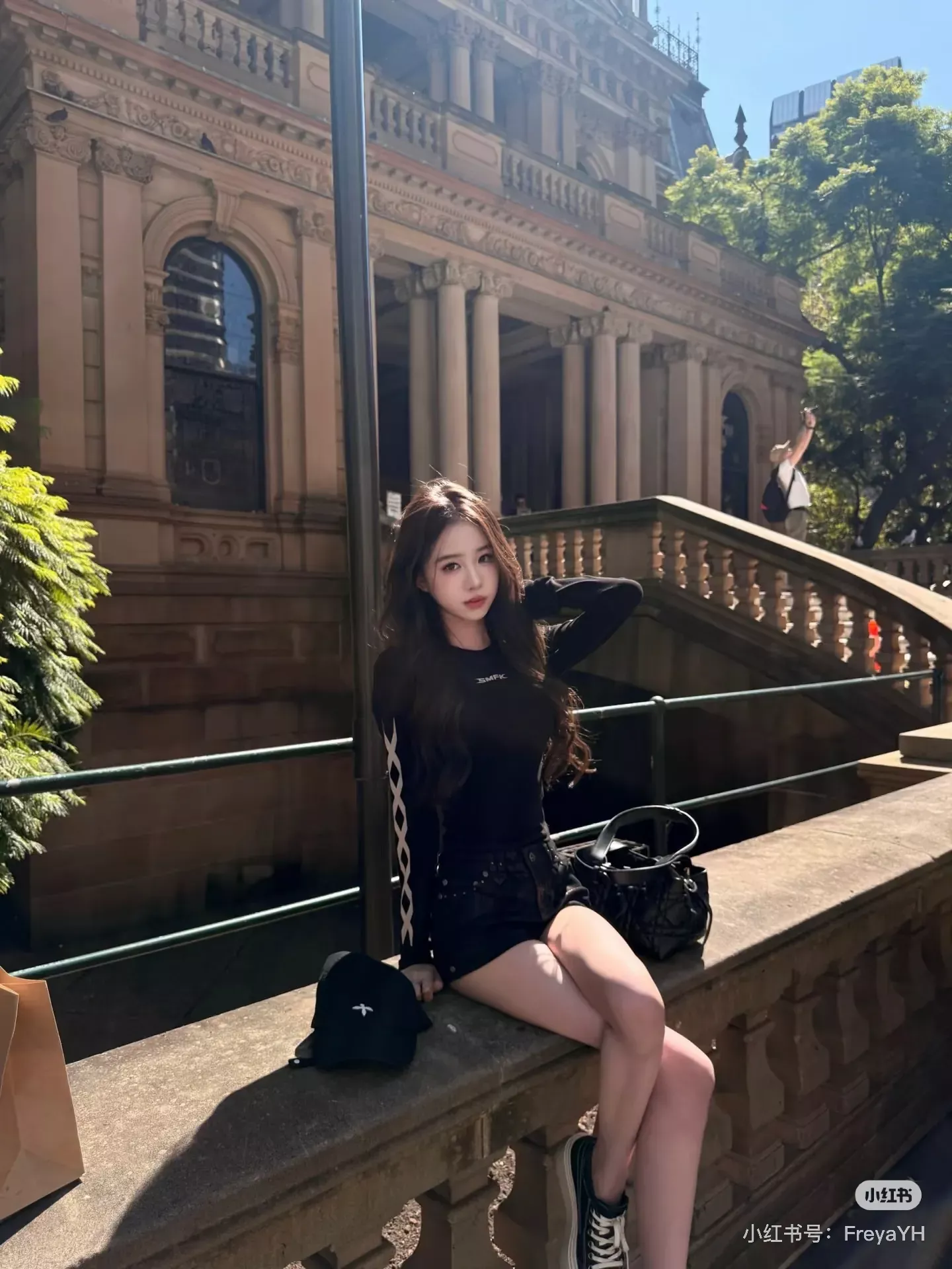 에스엠에프케이 십자가 프린트 슬림핏 여성용 긴소매 티셔츠 상세 이미지 18