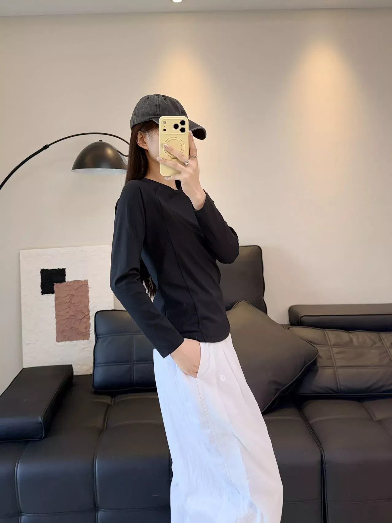 데상트 배색 절개 흡습속건 여성용 긴소매 티셔츠 상세 이미지 36