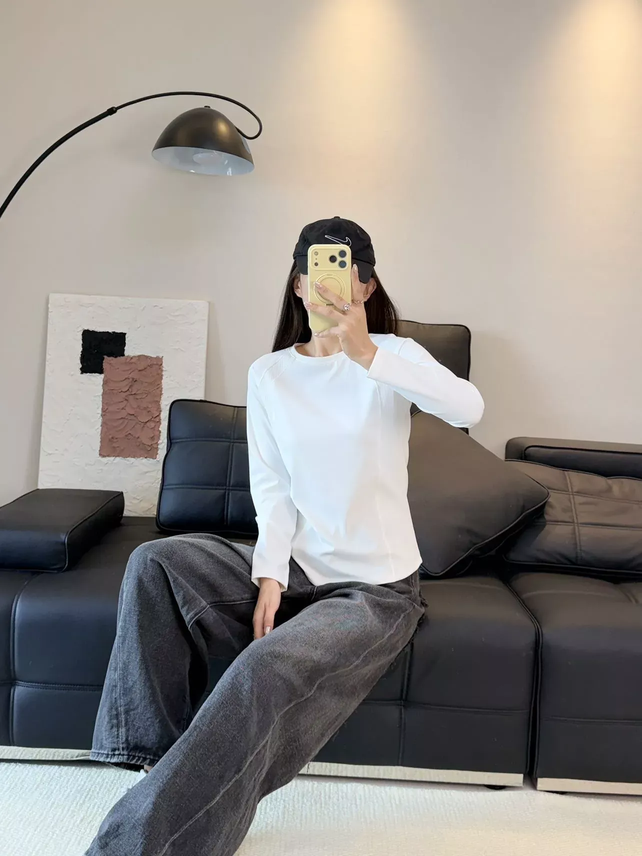 데상트 배색 절개 흡습속건 여성용 긴소매 티셔츠 상세 이미지 46
