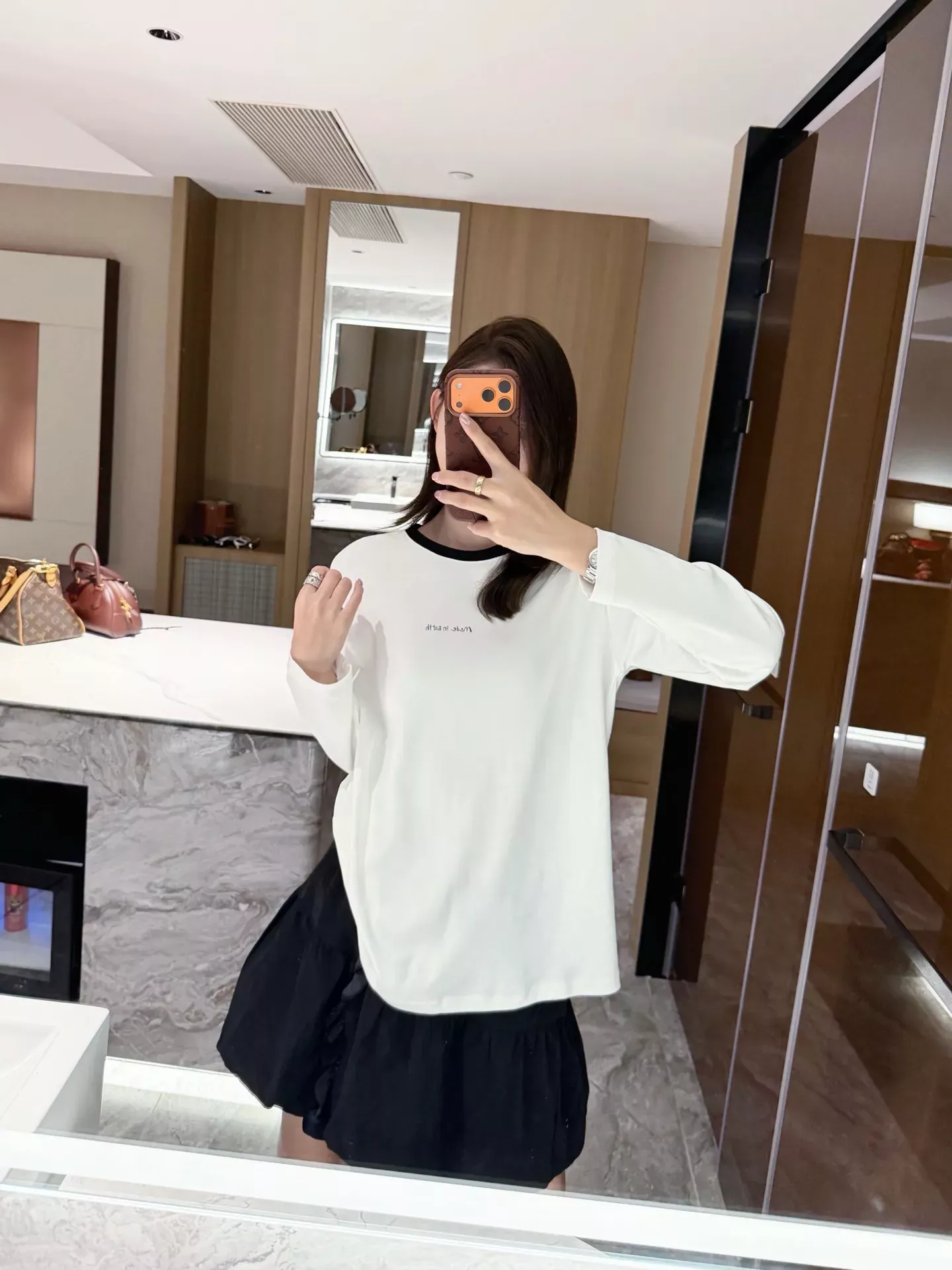 아이시클 배색 넥 긴소매 여성용 긴소매 티셔츠 상세 이미지 48