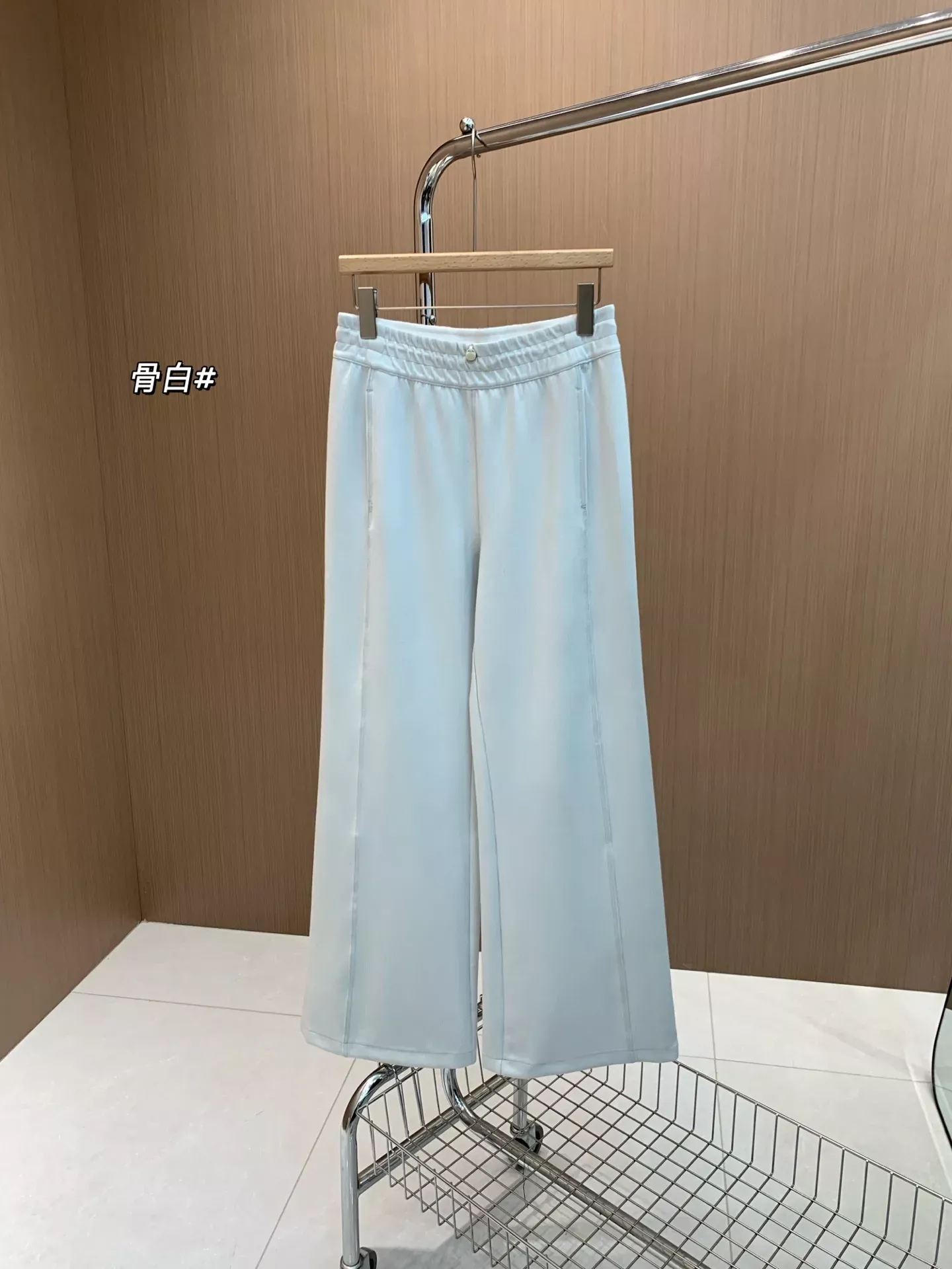 룰루레몬 소프트스트림 골지 와이드 여성용 트레이닝 팬츠 상세 이미지 1
