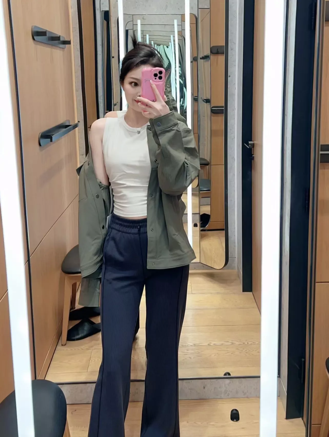 룰루레몬 소프트스트림 골지 와이드 여성용 트레이닝 팬츠 상세 이미지 51