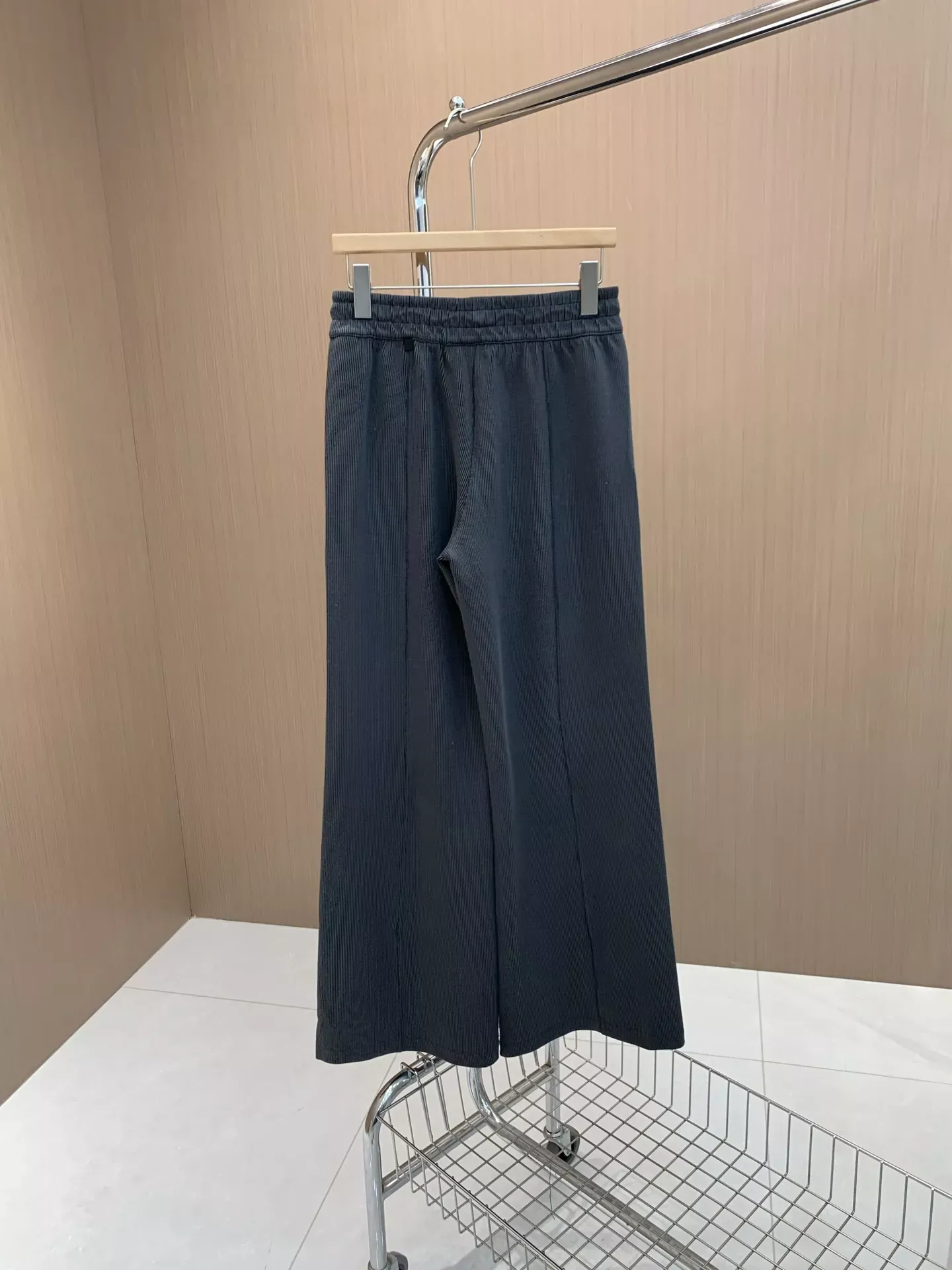 룰루레몬 소프트스트림 골지 와이드 여성용 트레이닝 팬츠 상세 이미지 6
