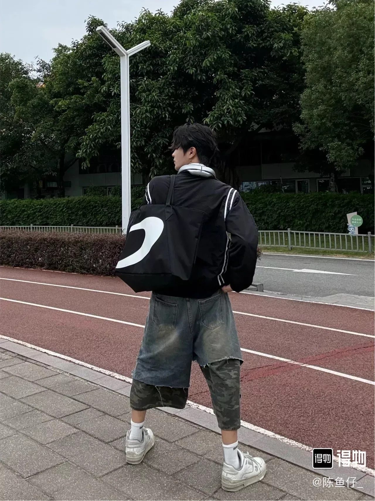 나이키 로고 프린트 경량 집업 남녀공용 집업 재킷 상세 이미지 25