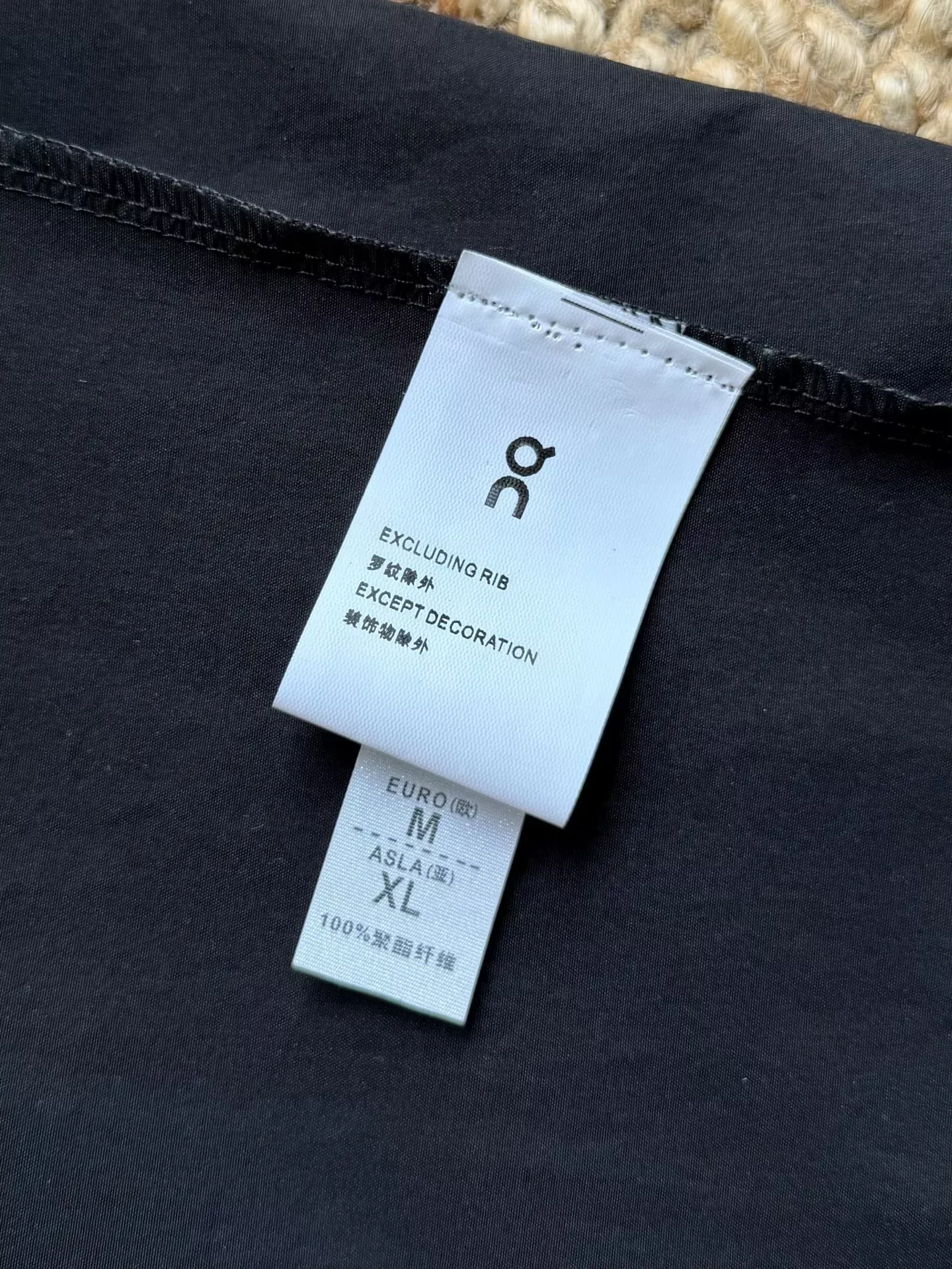온러닝 경량 반사 디테일 남녀공용 후드 재킷 상세 이미지 18