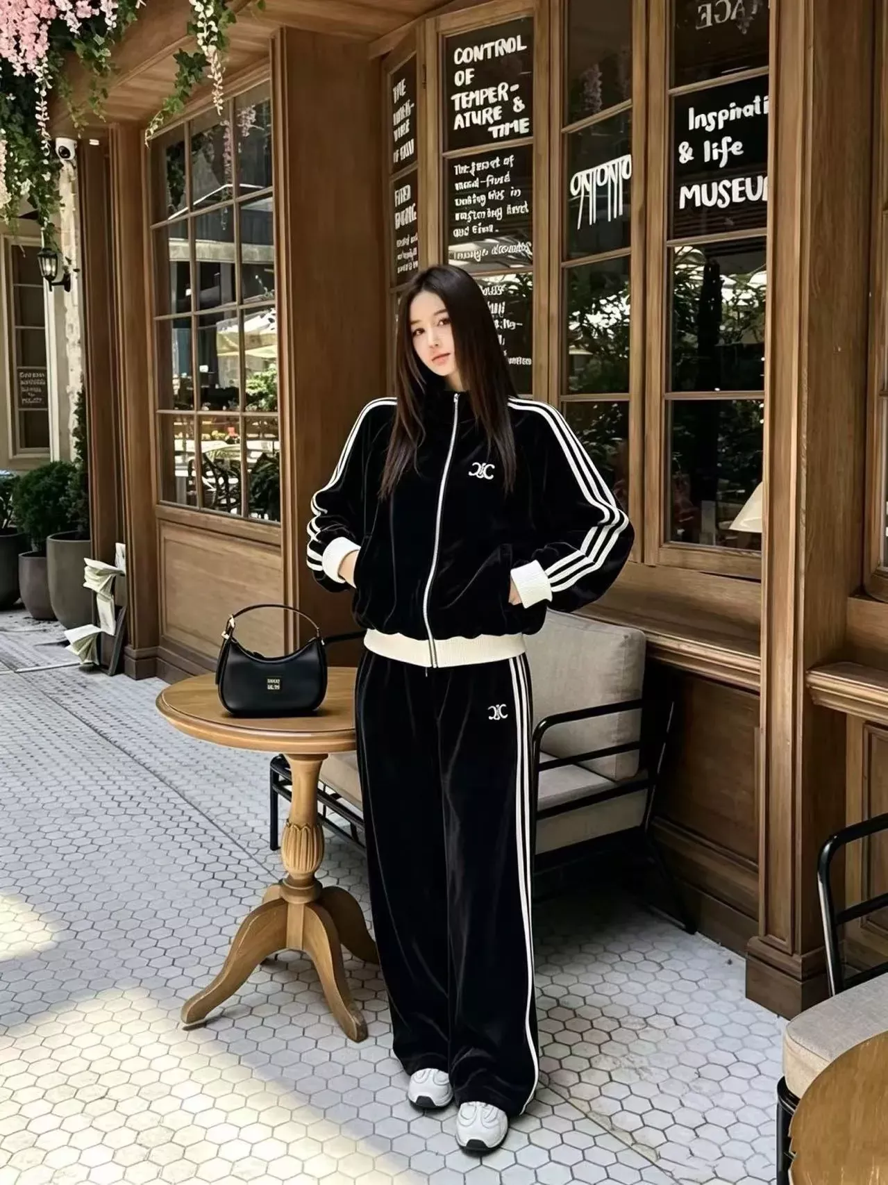 셀린느 벨벳 집업 트랙 여성용 상하의 세트 상세 이미지 25