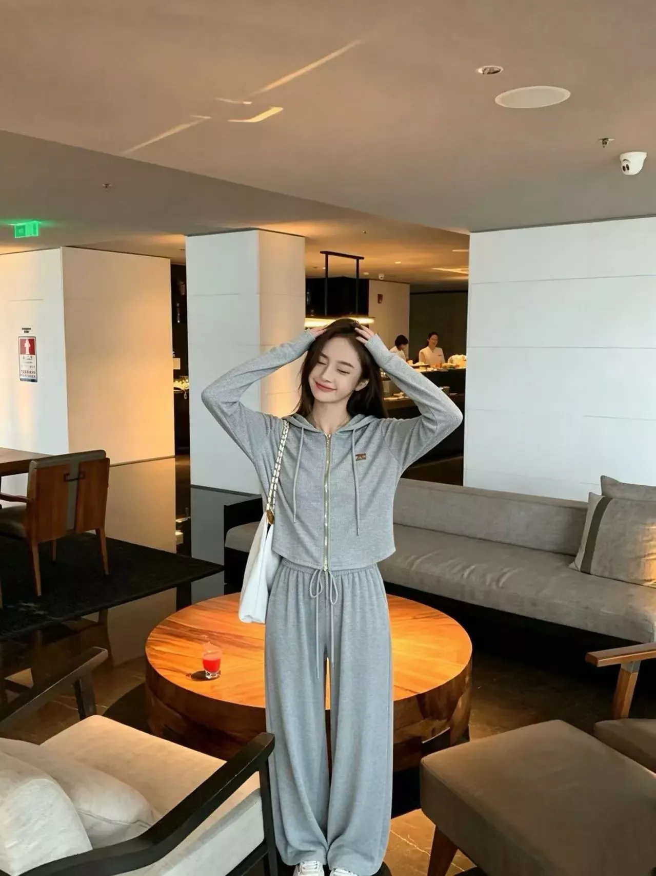 셀린느 후드 집업 와이드 여성용 상하의 세트 상세 이미지 28