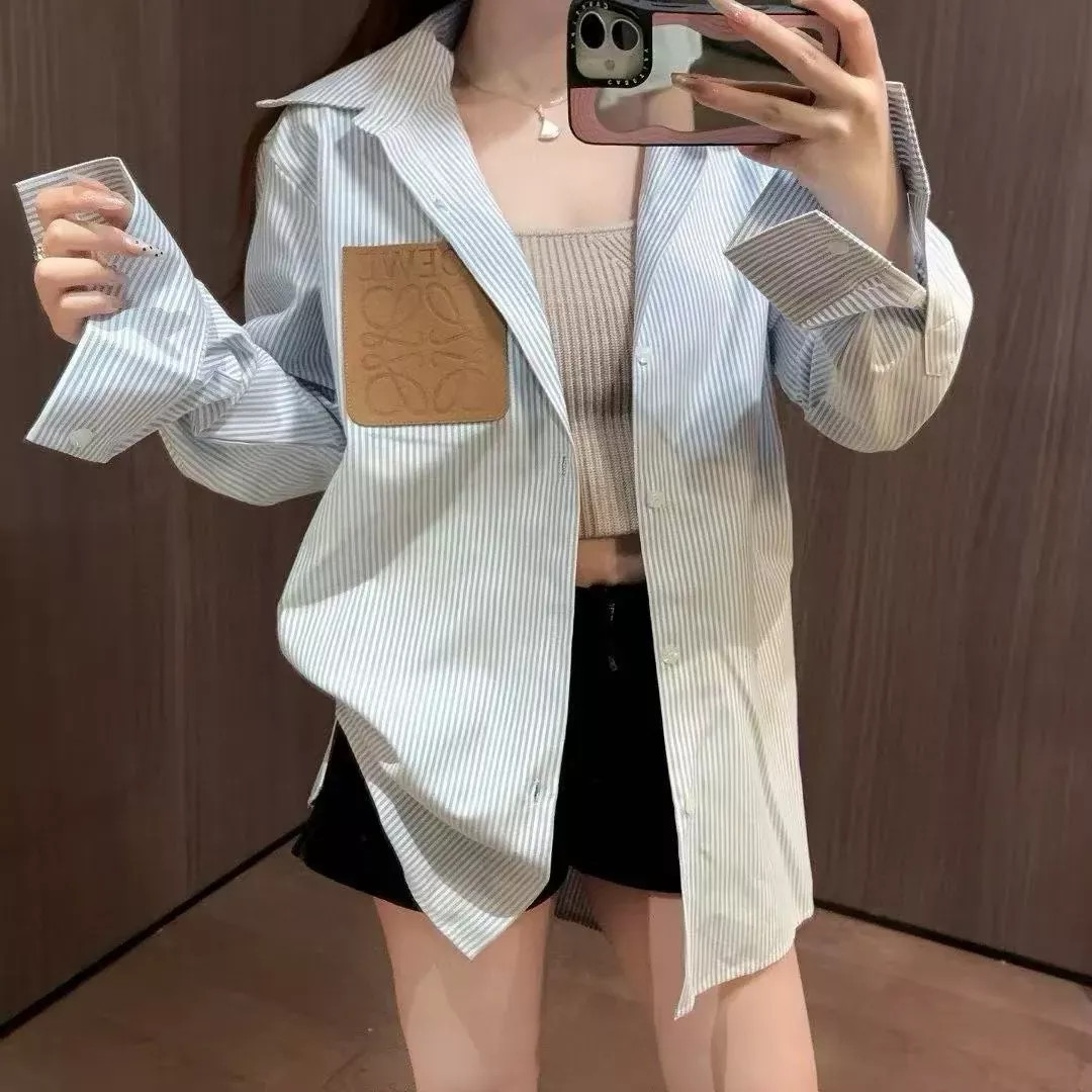 로에베 스트라이프 자수 포켓 여성용 긴소매 셔츠 상세 이미지 10