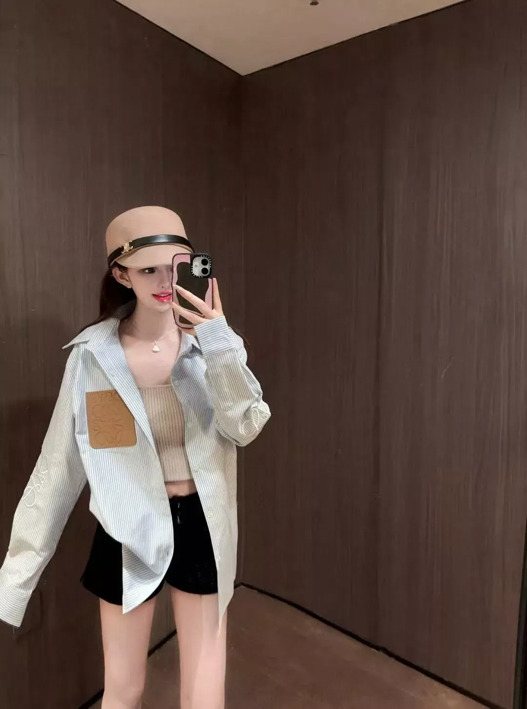 로에베 스트라이프 자수 포켓 여성용 긴소매 셔츠 상세 이미지 14
