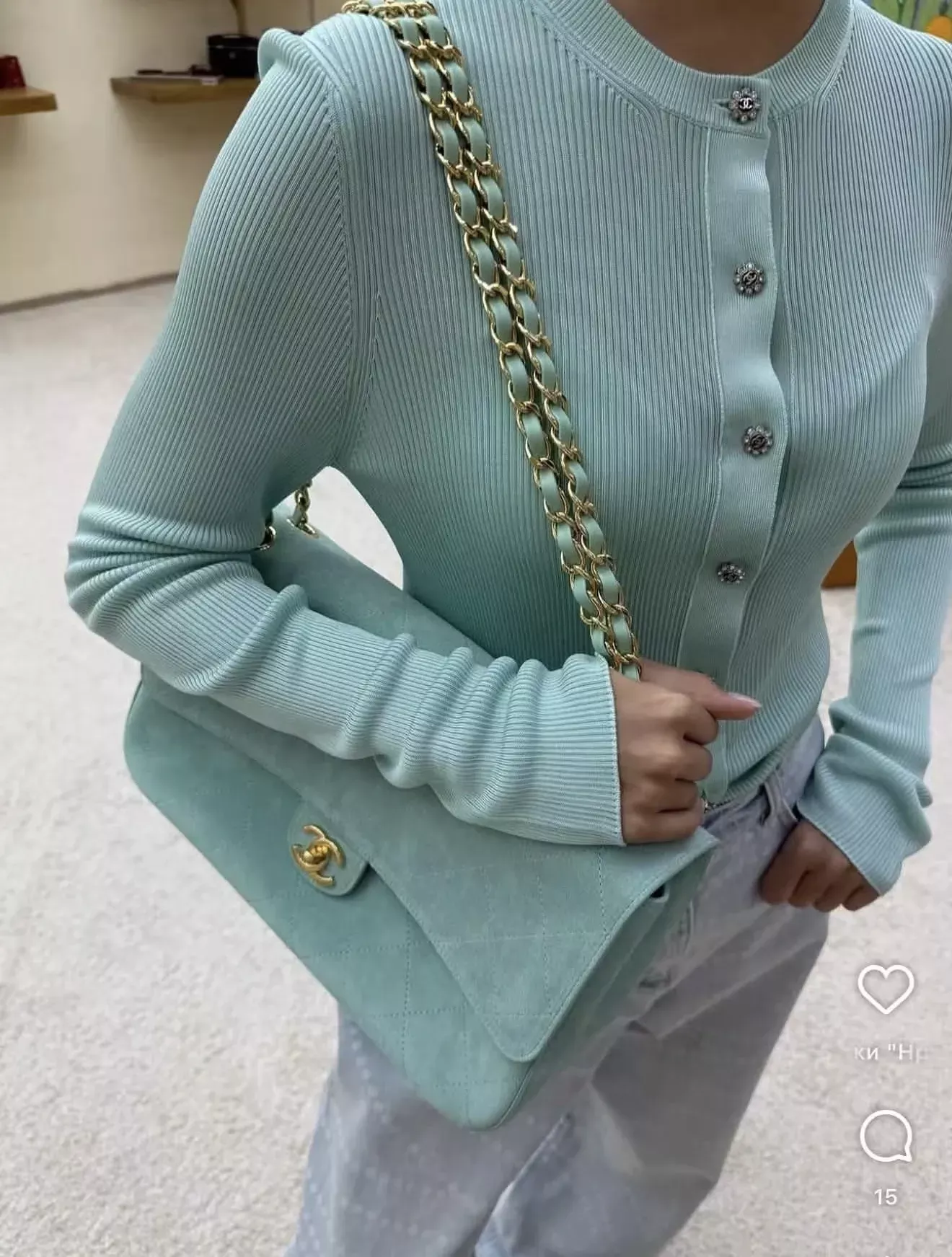 샤넬 플라워 버튼 슬림핏 여성용 긴소매 가디건 상세 이미지 15