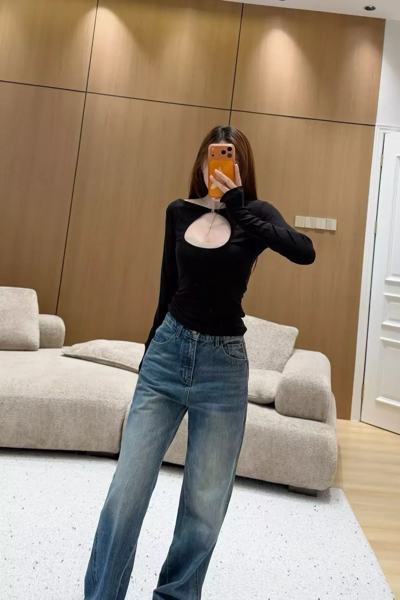 샤넬 뒷면 오픈 슬림핏 여성용 긴소매 티셔츠 상세 이미지 23