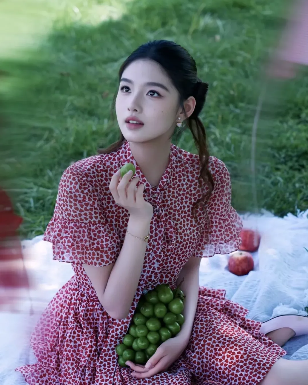 디올 하트 더블 펄 스터드 귀걸이 상세 이미지 14