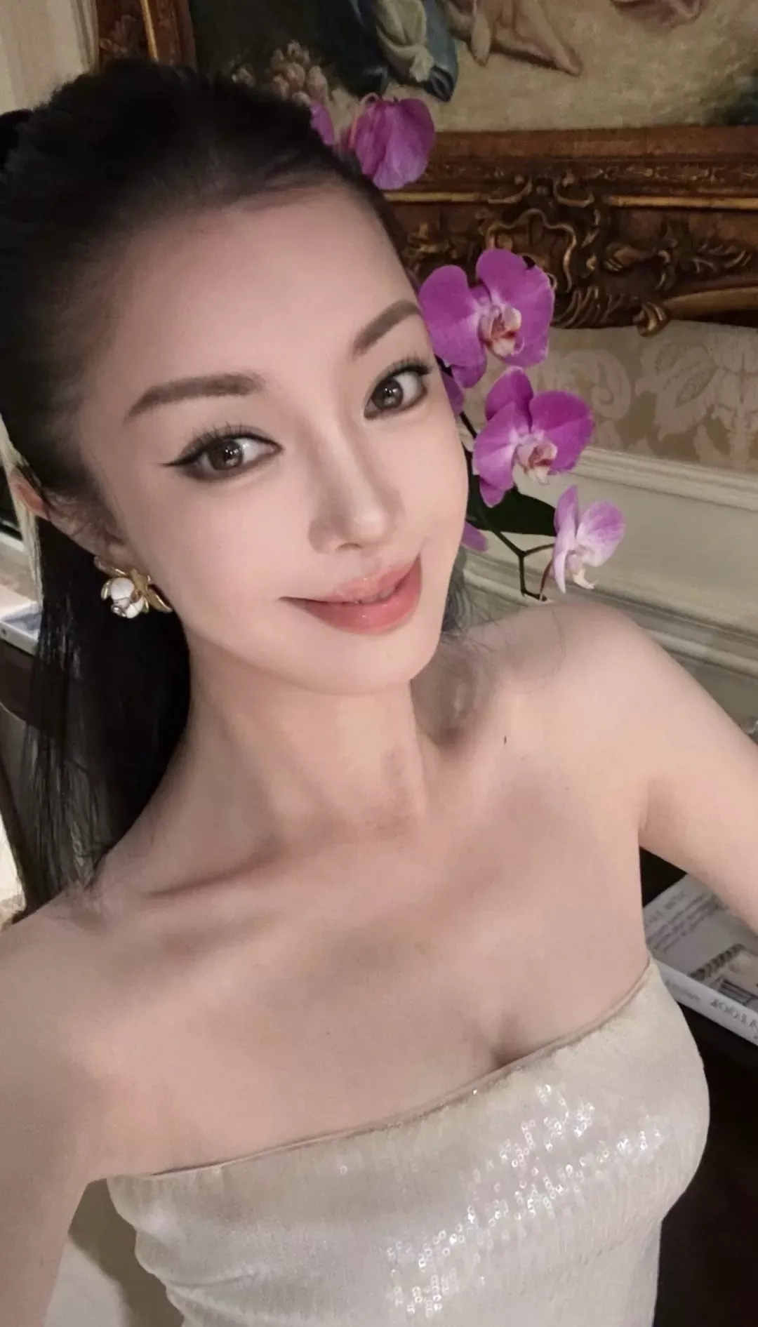 샤넬 입체 플라워 에나멜 귀걸이 상세 이미지 11
