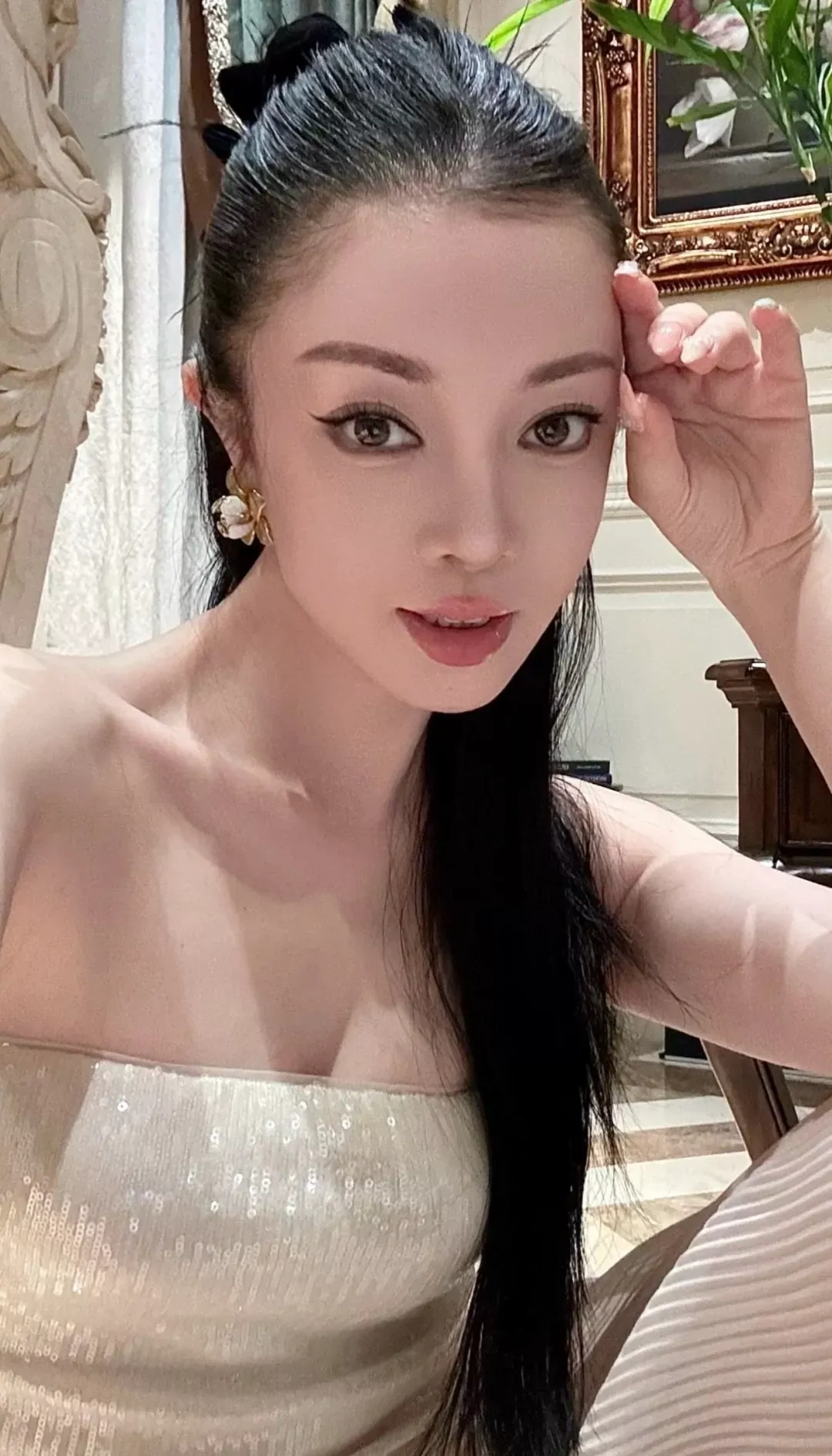 샤넬 입체 플라워 에나멜 귀걸이 상세 이미지 14