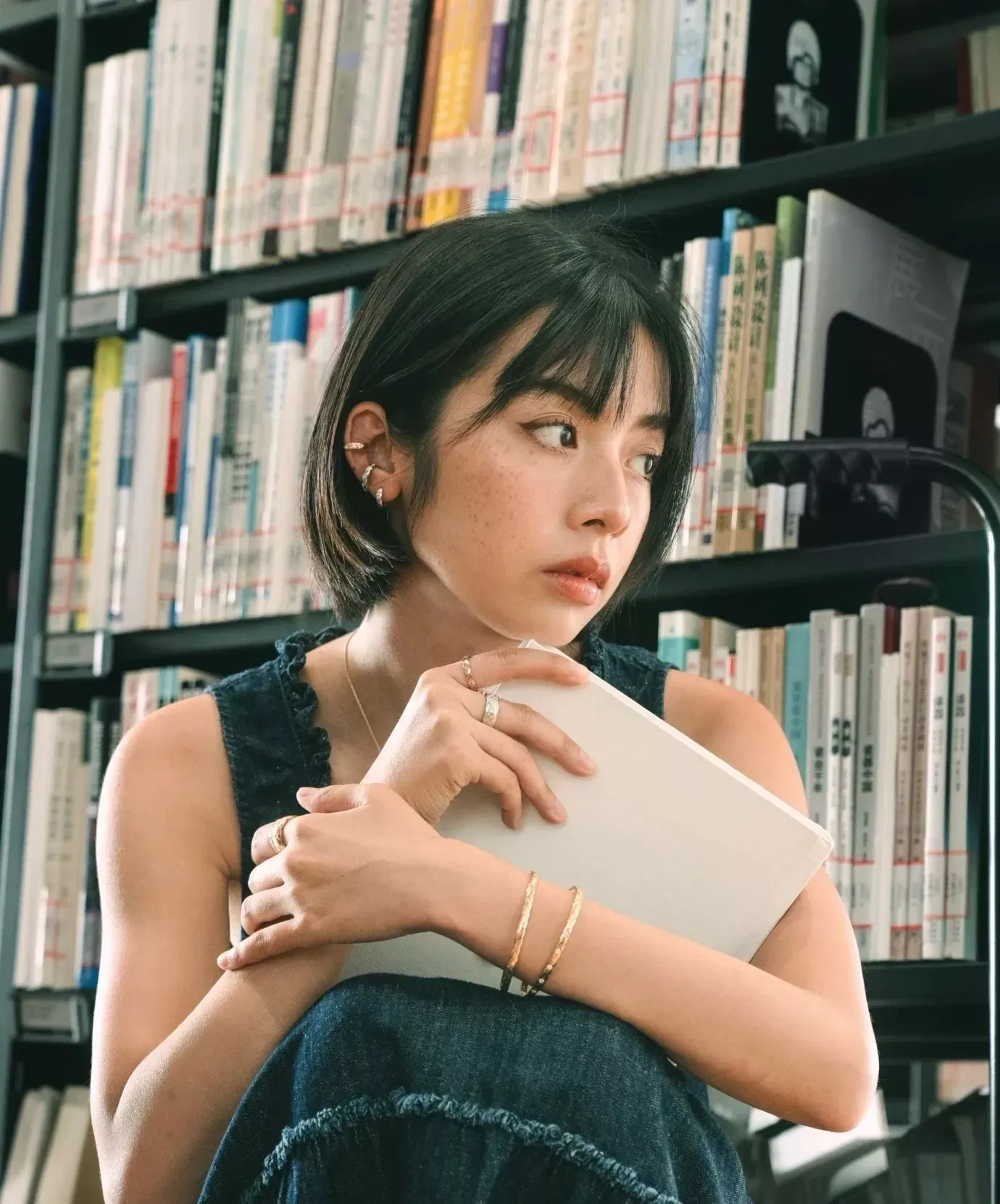 샤넬 퀼팅 패턴 메탈 뱅글 팔찌 상세 이미지 14