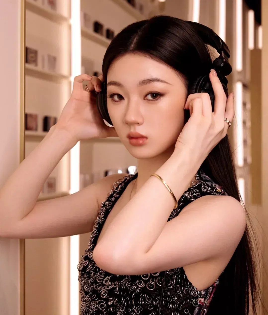 샤넬 퀼팅 패턴 메탈 뱅글 팔찌 상세 이미지 37