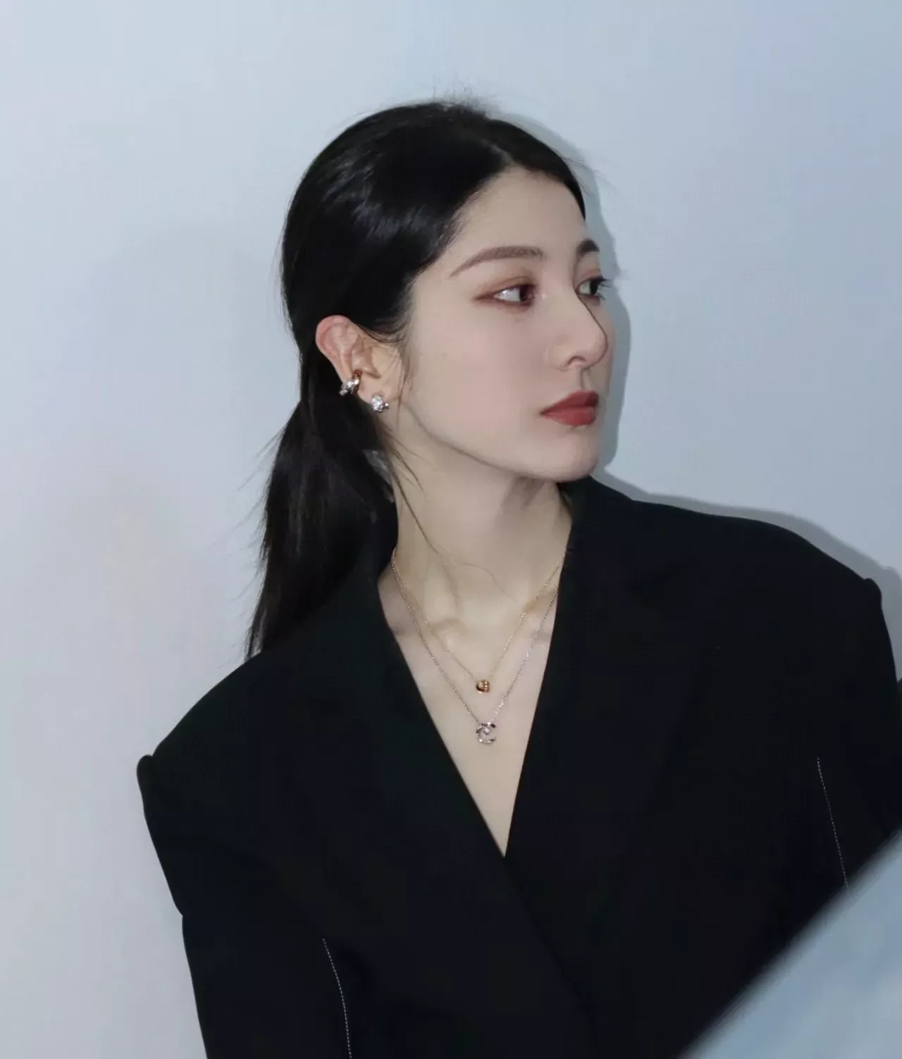 샤넬 투톤 이어커프 귀걸이 상세 이미지 24