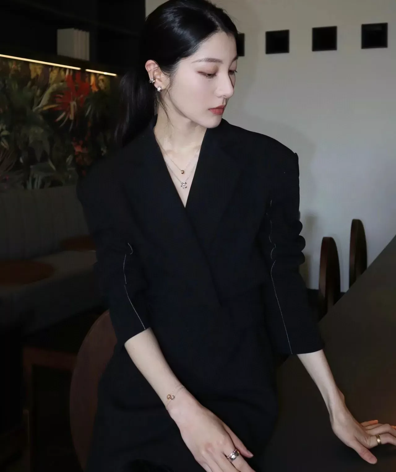 샤넬 투톤 이어커프 귀걸이 상세 이미지 25