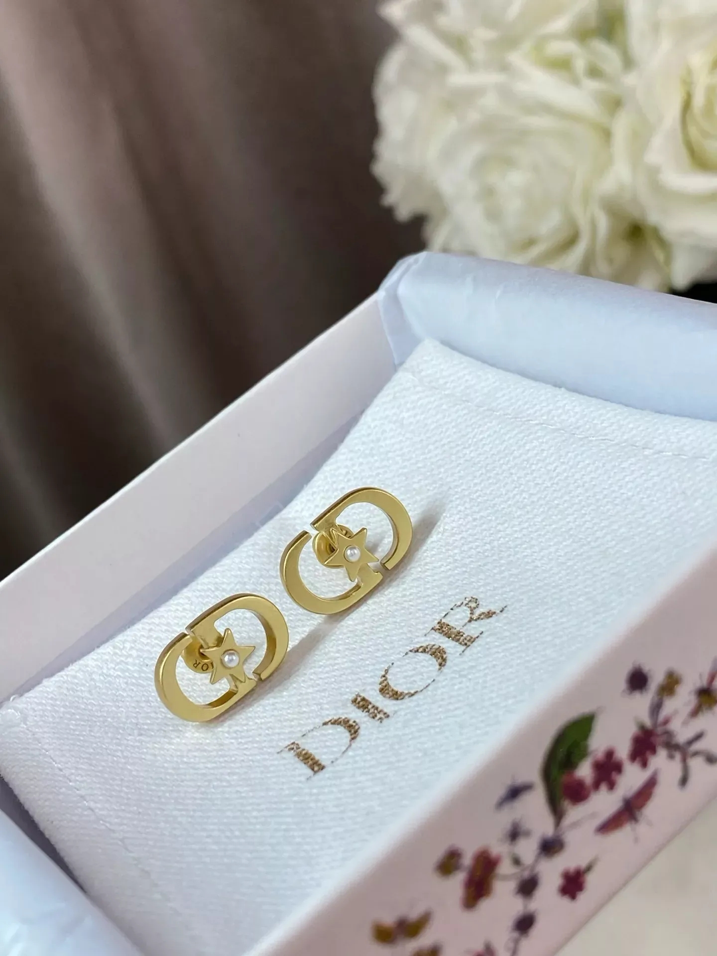 디올 씨디 스타 모티프 귀걸이 상세 이미지 2