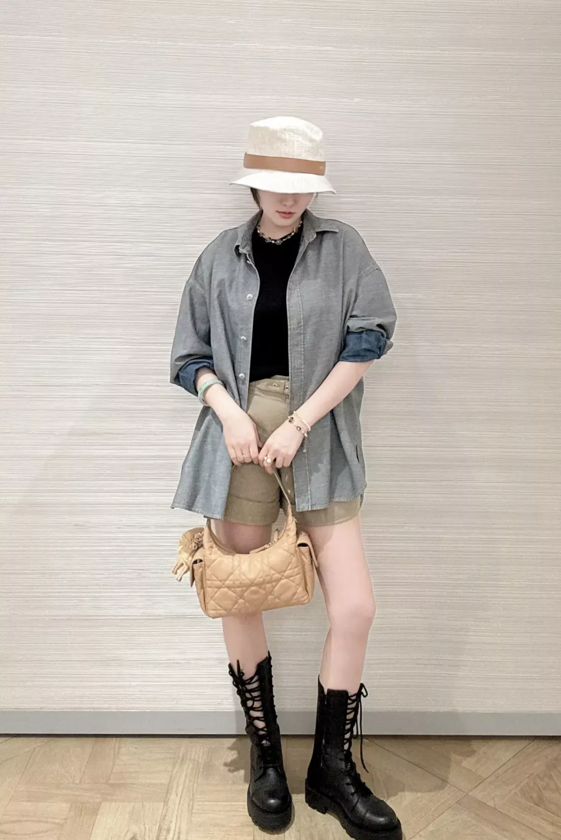 디올 레진 참 장식 원형 팔찌 상세 이미지 17