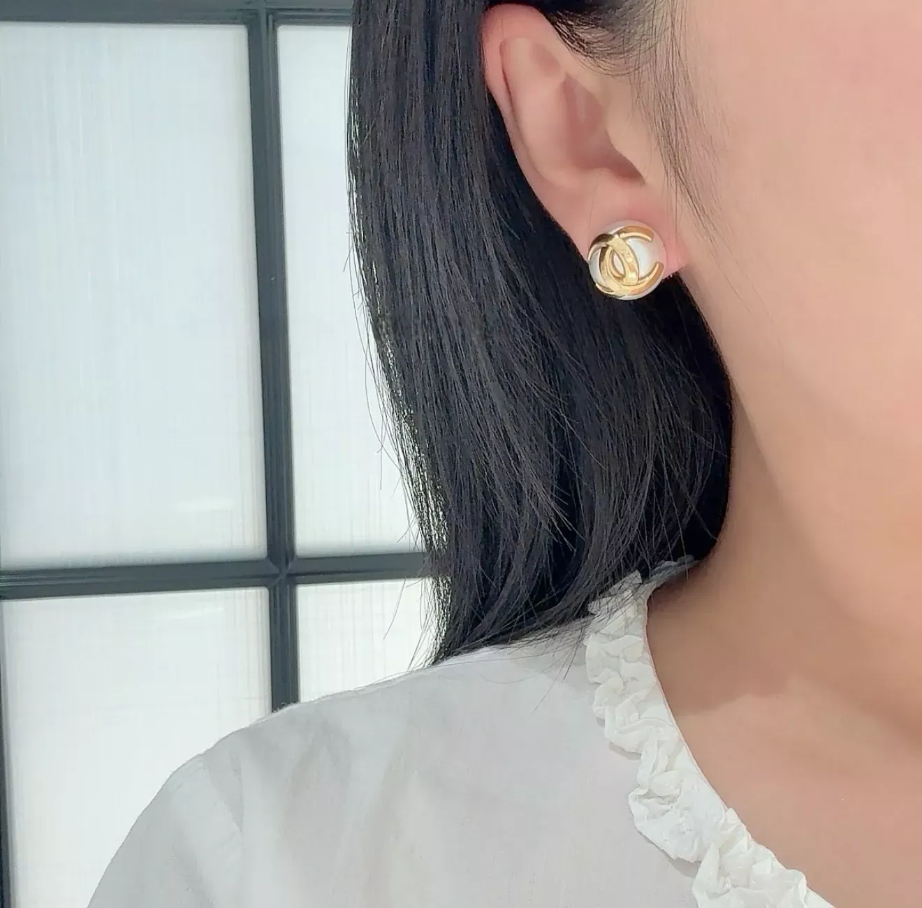 샤넬 진주 더블씨 메탈 귀걸이 상세 이미지 12