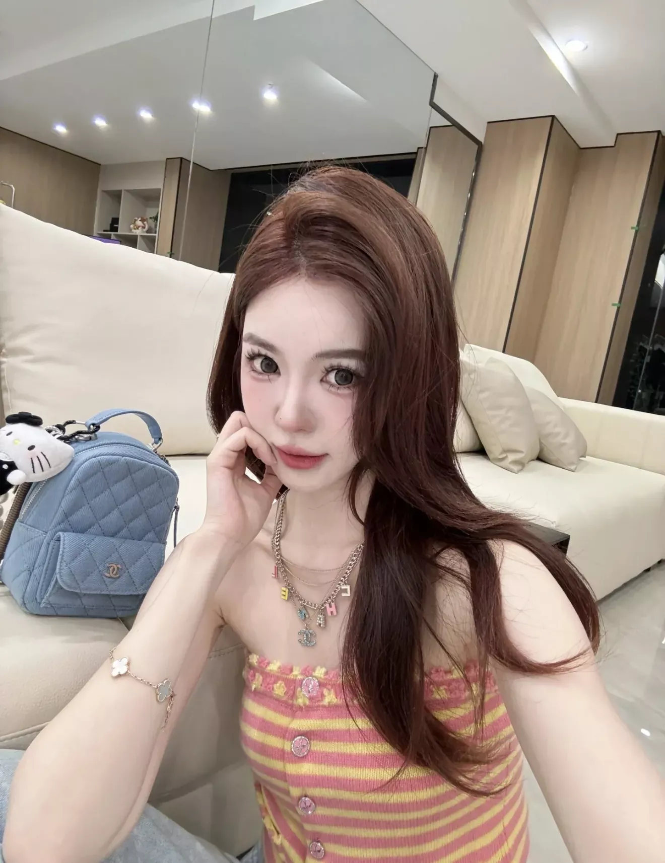 샤넬 컬러 에나멜 레터 멀티체인 목걸이 상세 이미지 22